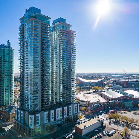 Modern Suite Calgary Downtown 5 Min Walk Stampede Dış mekan fotoğraf