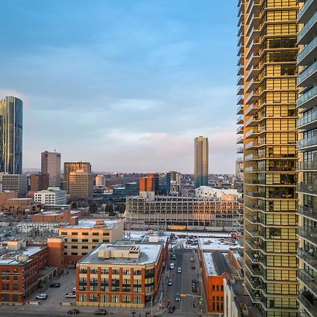 Modern Suite Calgary Downtown 5 Min Walk Stampede Dış mekan fotoğraf