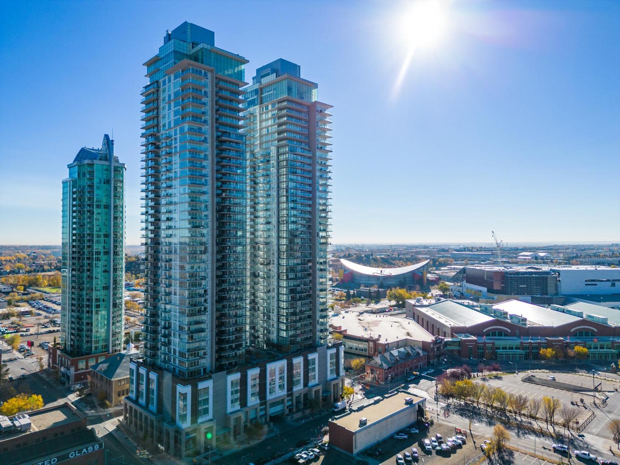 Modern Suite Calgary Downtown 5 Min Walk Stampede Dış mekan fotoğraf