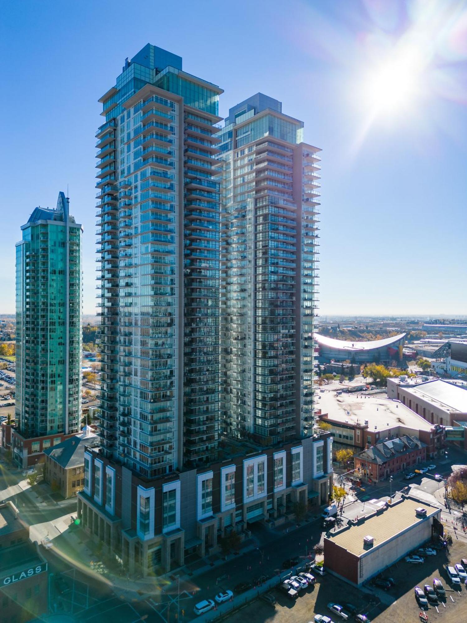 Modern Suite Calgary Downtown 5 Min Walk Stampede Dış mekan fotoğraf