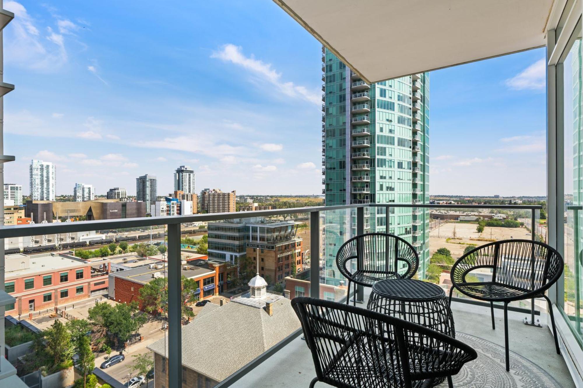 Modern Suite Calgary Downtown 5 Min Walk Stampede Dış mekan fotoğraf
