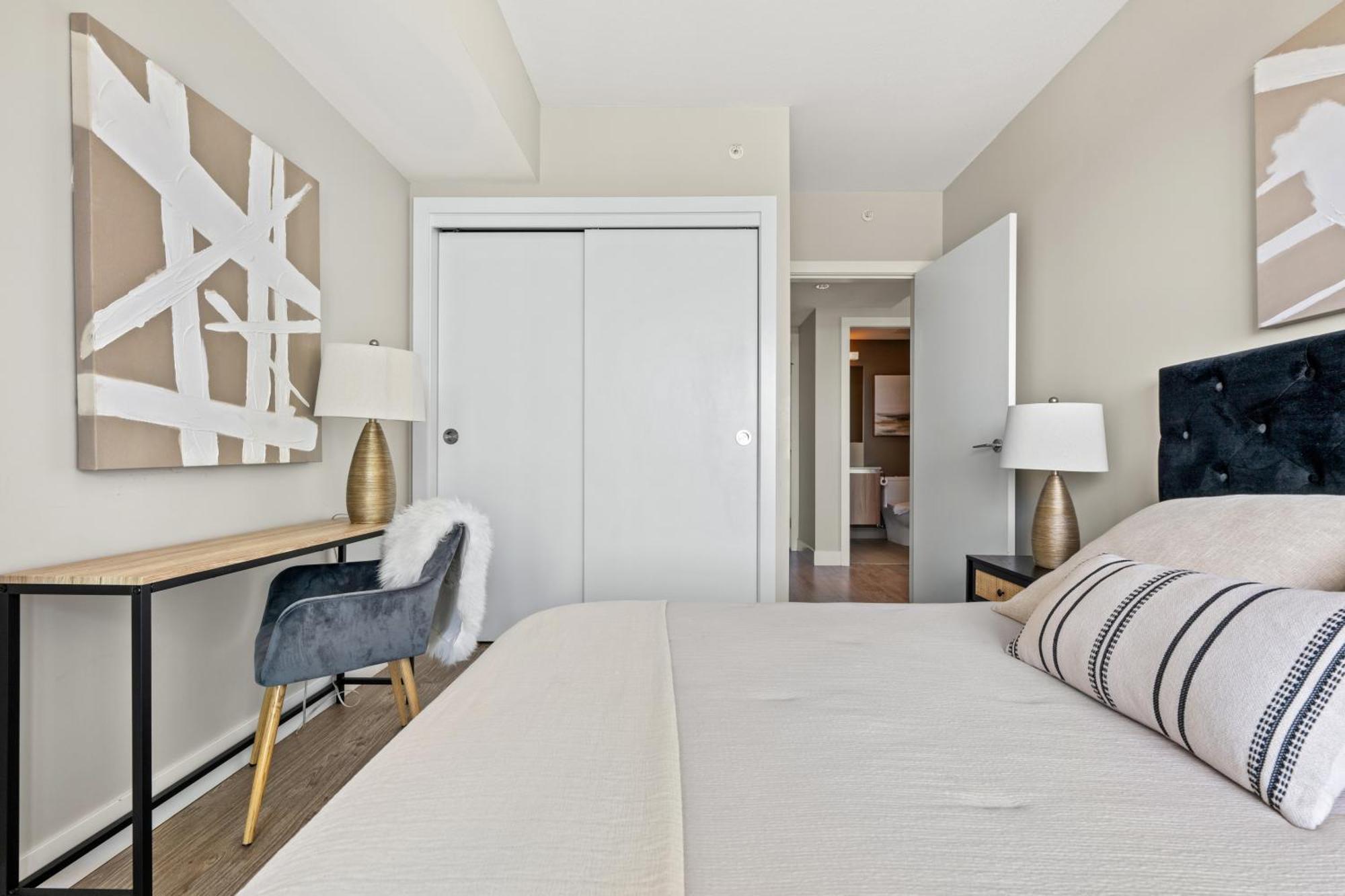 Modern Suite Calgary Downtown 5 Min Walk Stampede Dış mekan fotoğraf