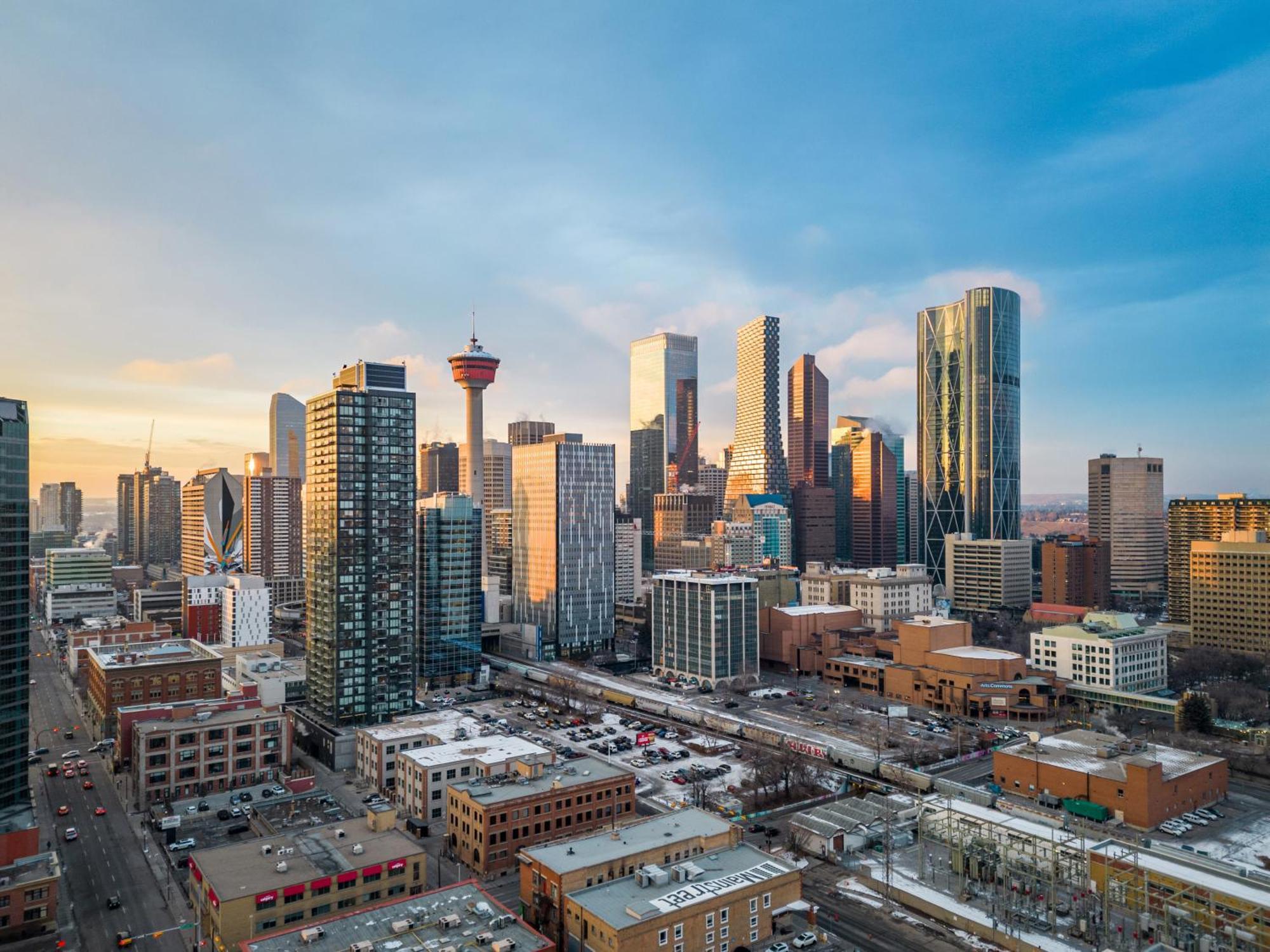 Modern Suite Calgary Downtown 5 Min Walk Stampede Dış mekan fotoğraf