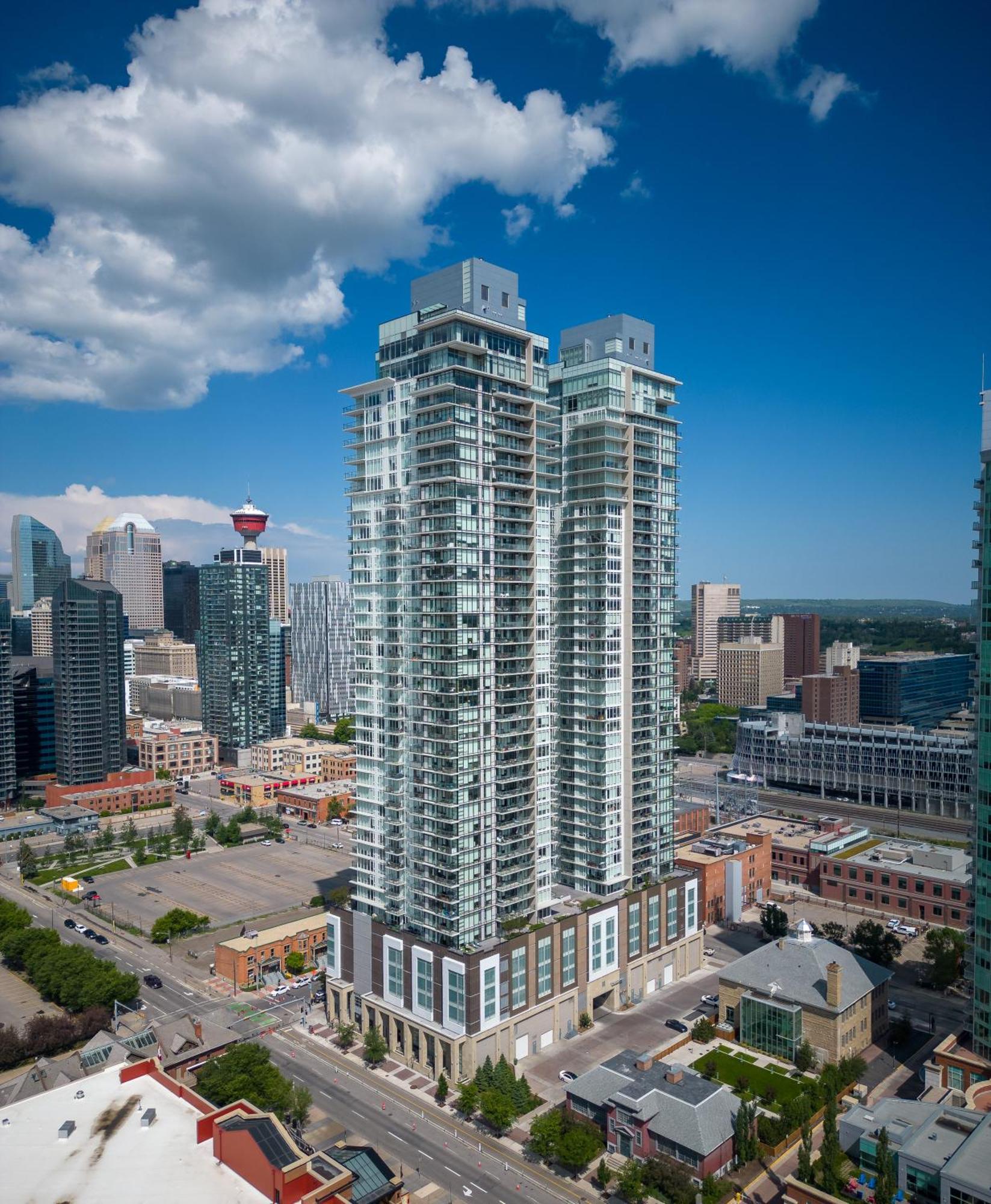Modern Suite Calgary Downtown 5 Min Walk Stampede Dış mekan fotoğraf